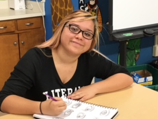 Jaylonna With Her Sketch book