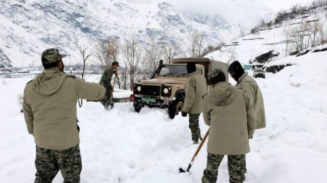 Deadly Avalanches Kill Over 100 People in Afghanistan and Pakistan