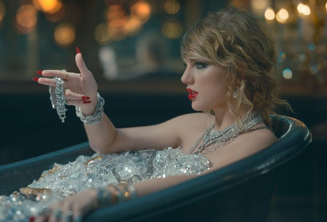 Taylor Swift's New Single Leaves the Internet Wondering