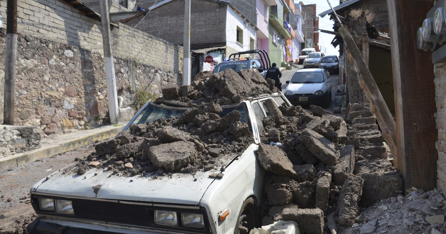 Huge Earthquake Breaks Out in Mexico