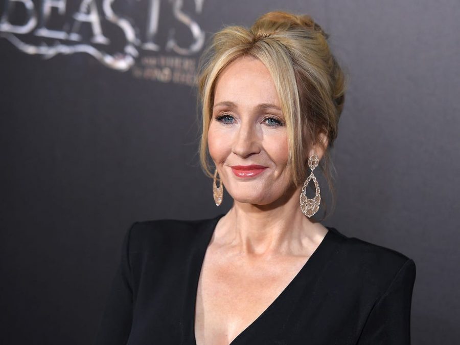 JK Rowling faces backlash over tweets that are said to be transphobic. Fans who admired her for years express their disappointment and #RIPJKRowling began to trend on Twitter. Cast members of the Harry Potter franchise stated that they stand with the trans community and will continue to support trans lives. Yikes!