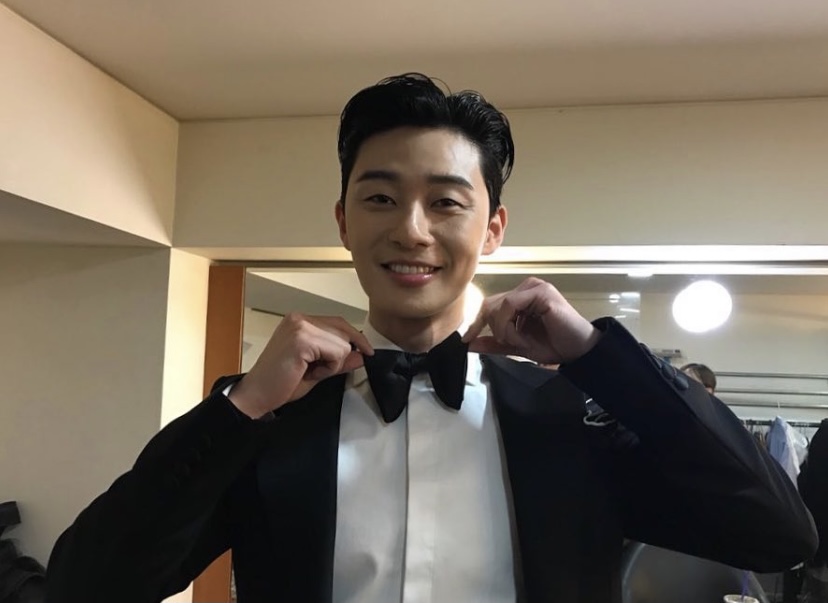 Park Seo Joon, one of South Korea's finest actors, has also made a name for himself in America with over 16.3 million followers on Instagram. His exemplary acting talents and the fact that he's insanely hot makes him out to be the total package.