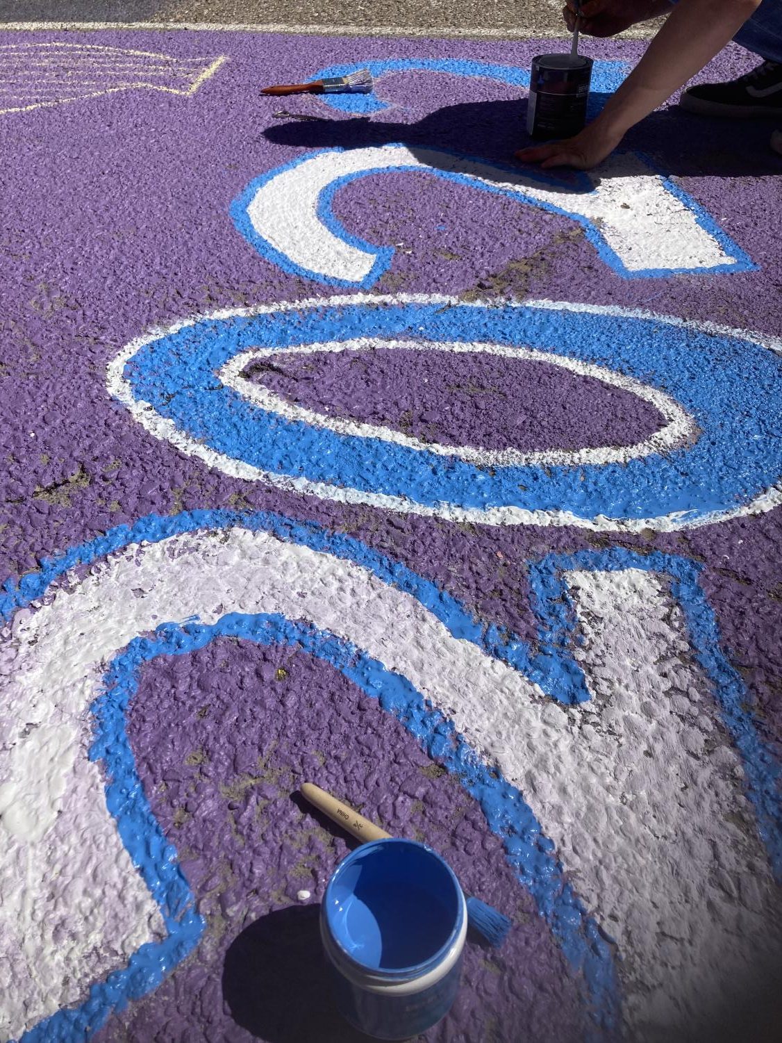 Sahuaro Seniors Make Their Mark on School Parking Lot