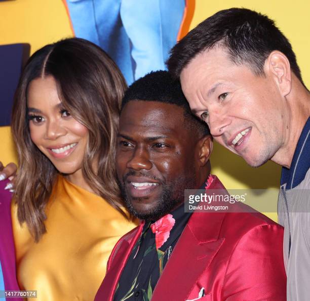 LOS ANGELES, CALIFORNIA - AUGUST 23: (L-R) Regina Hall, Kevin Hart and Mark Wahlberg attend the Los Angeles premiere of Netflix's "Me Time" at Regency Village Theatre on August 23, 2022 in Los Angeles, California. (Photo by David Livingston/Getty Images)