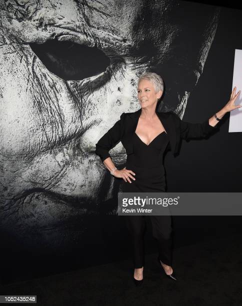 LOS ANGELES, CA - OCTOBER 17:  Jamie Lee Curtis arrives at the premiere of Universal Pictures' "Halloween" at the TCL Chinese Theatre on October 17, 2018 in Los Angeles, California.  (Photo by Kevin Winter/Getty Images)