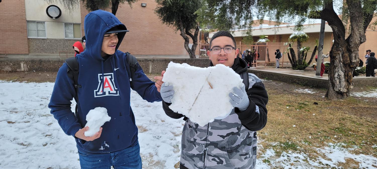 A Snowy Surprise for Sahuaro Students and Staff