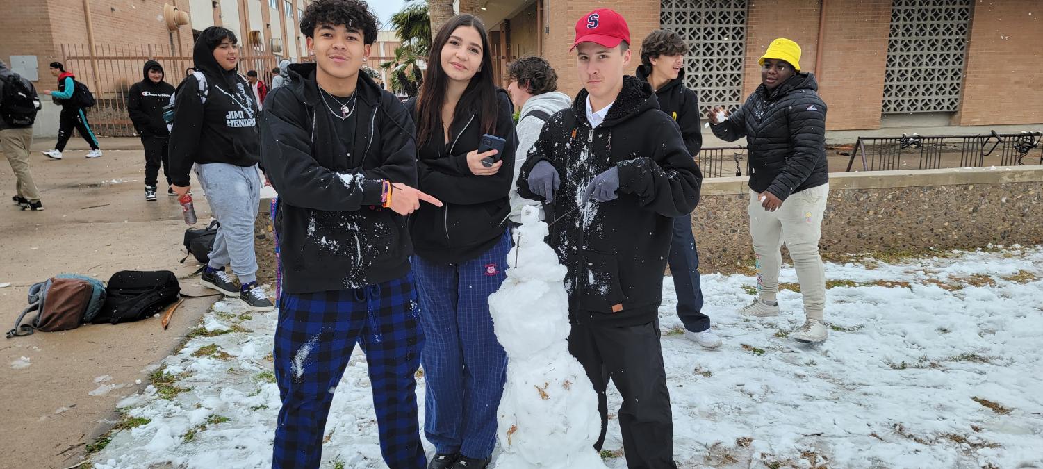 A Snowy Surprise for Sahuaro Students and Staff