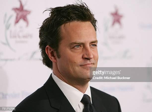 BEVERLY HILLS, CA - OCTOBER 14:  Actor Matthew Perry arrives at the 9th Annual Dinner Benefiting the Lili Claire Foundation at the Beverly Hilton Hotel on October 14, 2006 in Beverly Hills, California.  (Photo by Michael Buckner/Getty Images)