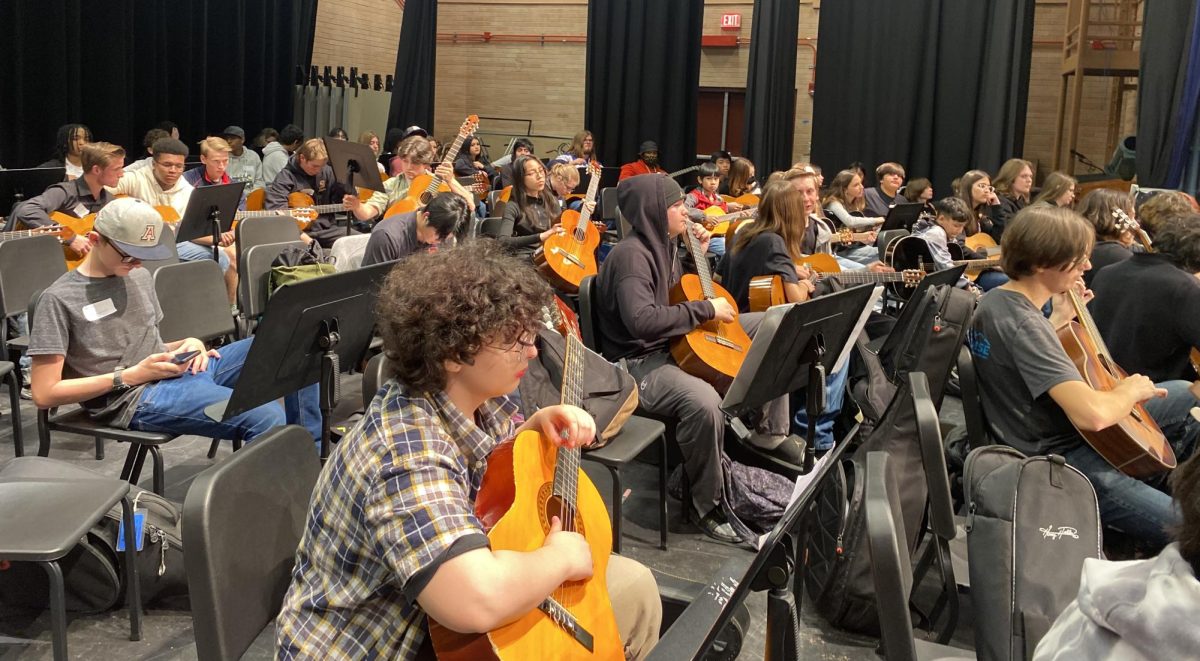 Sahuaro Hosts First T.U.S.D Guitar Festival