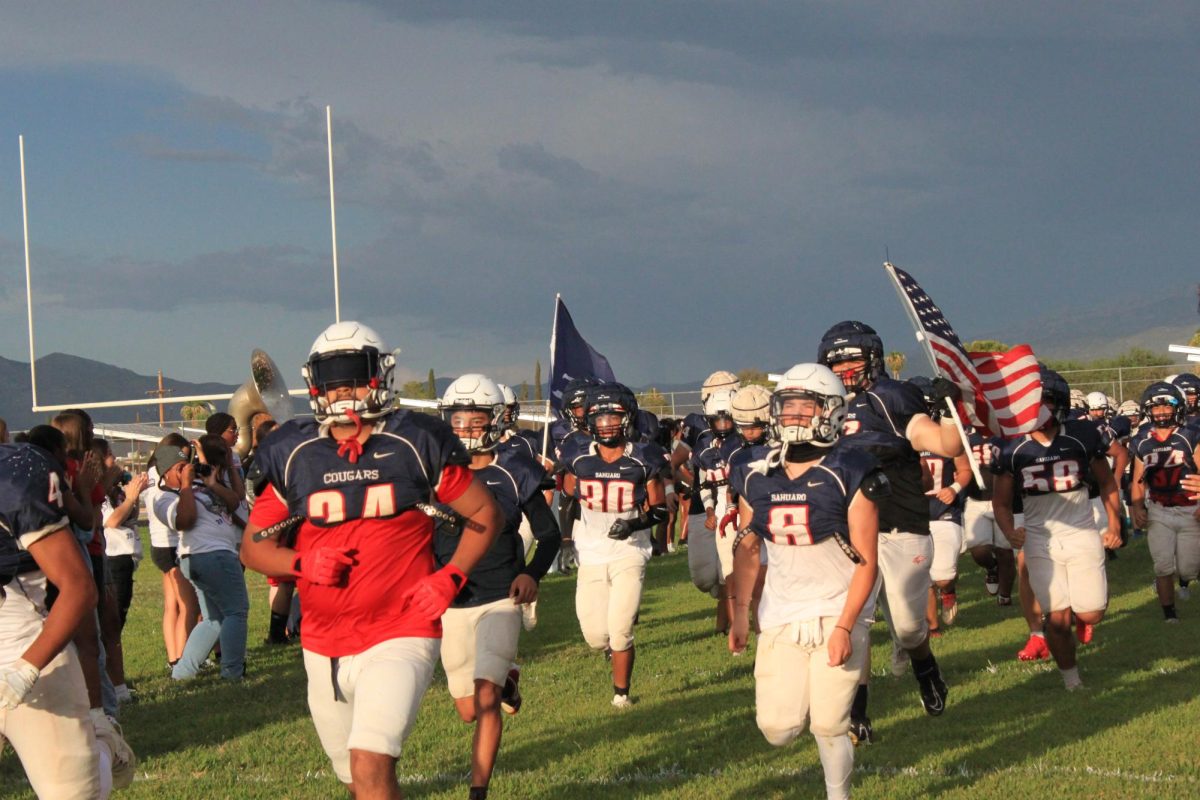 Red vs Blue Scrimmage Kicks Off the Season