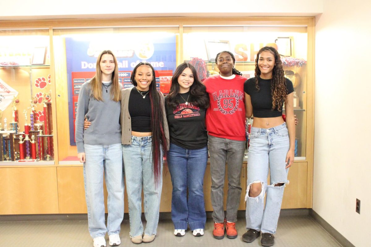 An Epic and Heartfelt Win for Sahuaro Girls Basketball Senior Night