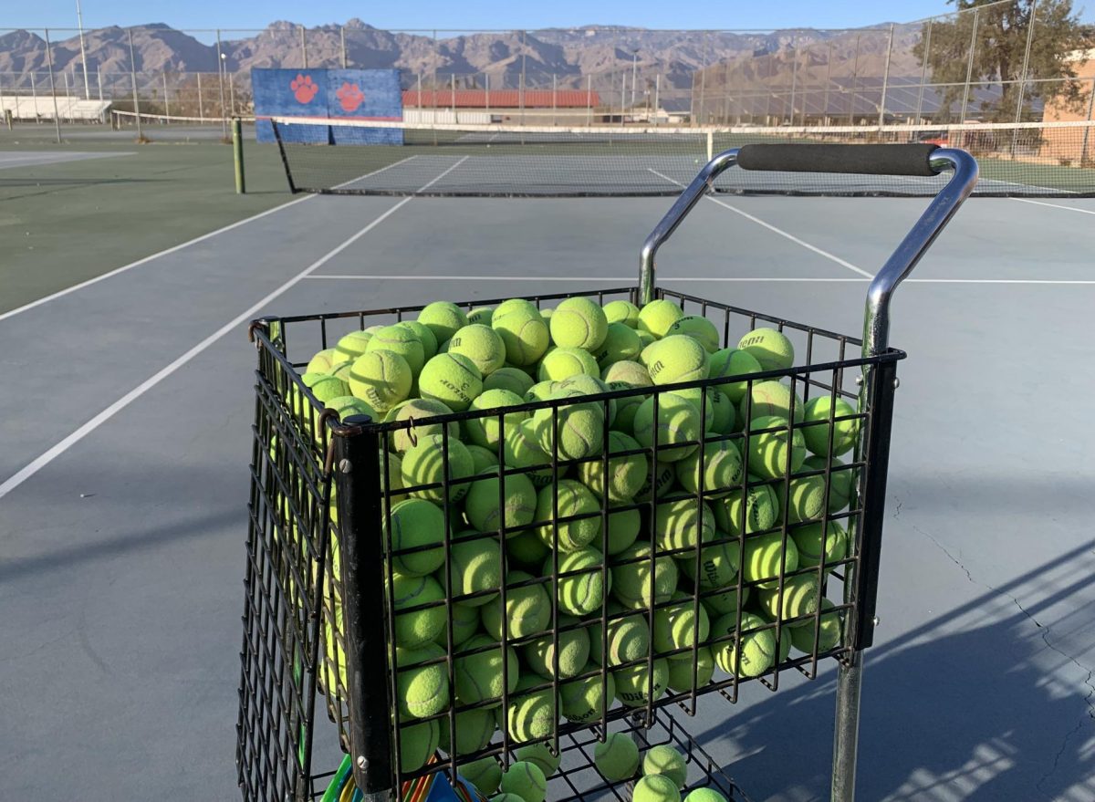 Swinging Into a New Season: Sahuaro Tennis