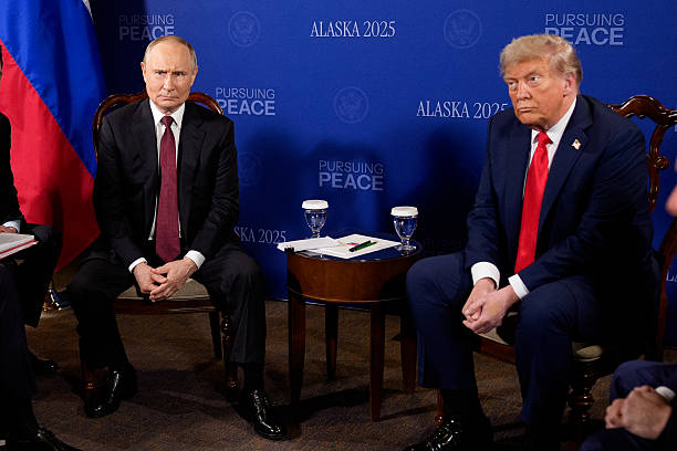 ANCHORAGE, ALASKA - AUGUST 15: U.S. President Donald Trump (R) and Russian President Vladimir Putin (L) hold a meeting at Joint Base Elmendorf-Richardson on August 15, 2025 in Anchorage, Alaska. The two leaders are meeting for peace talks aimed at ending the war in Ukraine. (Photo by Andrew Harnik/Getty Images)