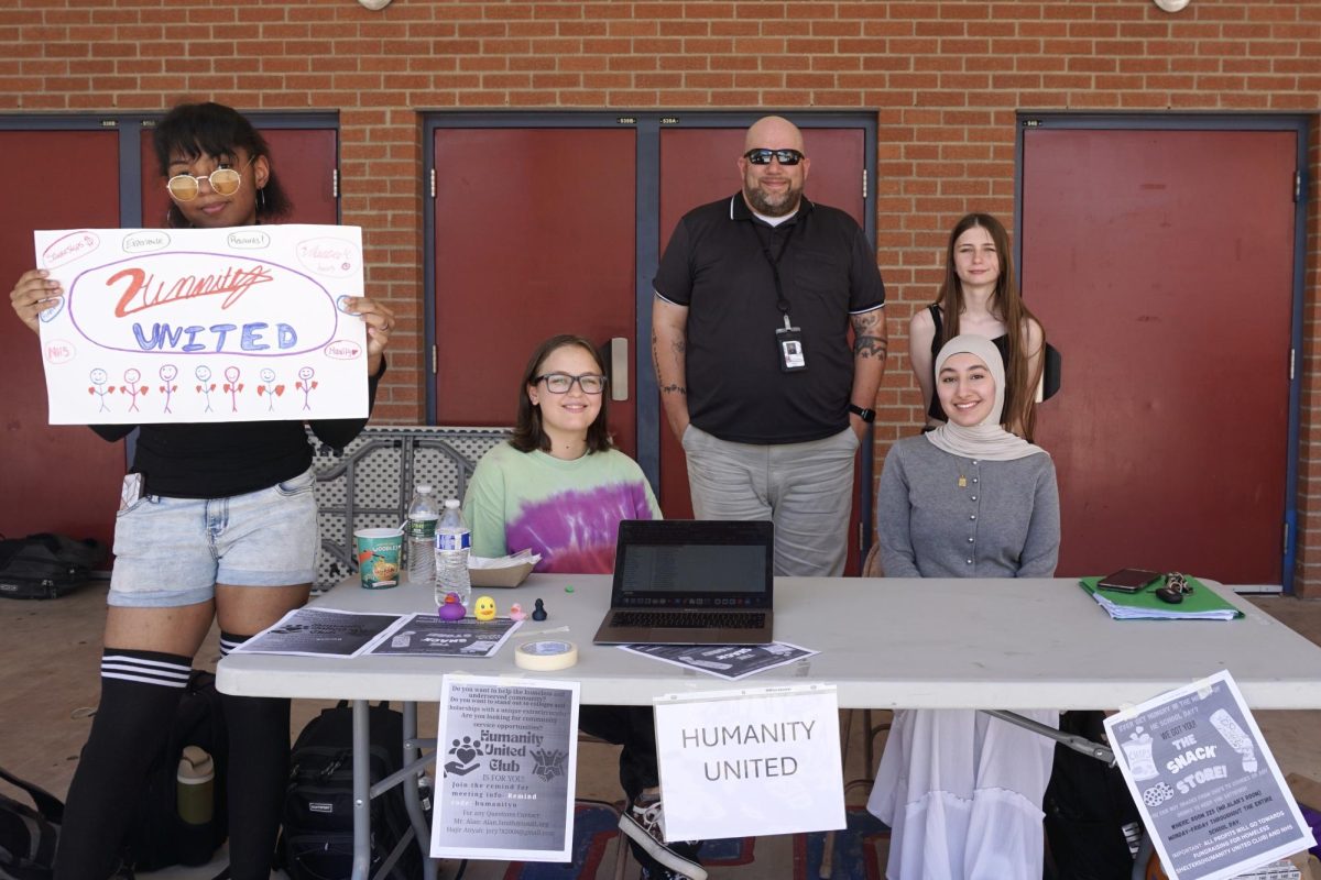 Sahuaro's Club Fair Offers Something for Everyone